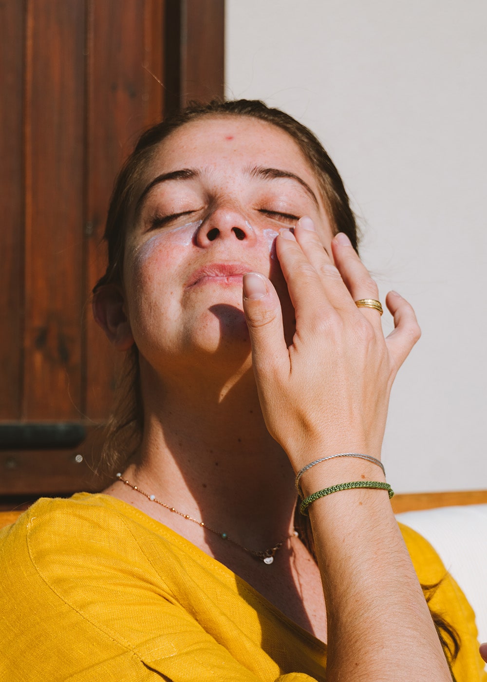 crema solare con filtro fisico