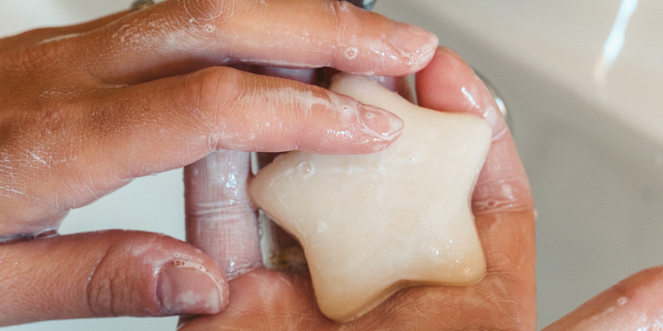 detergente viso solido pelle sensibile