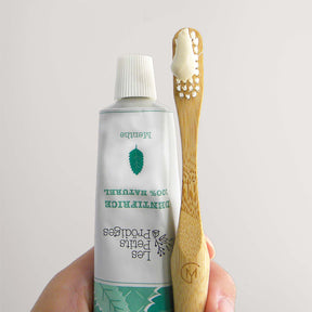 Dentifricio naturale in tubetto